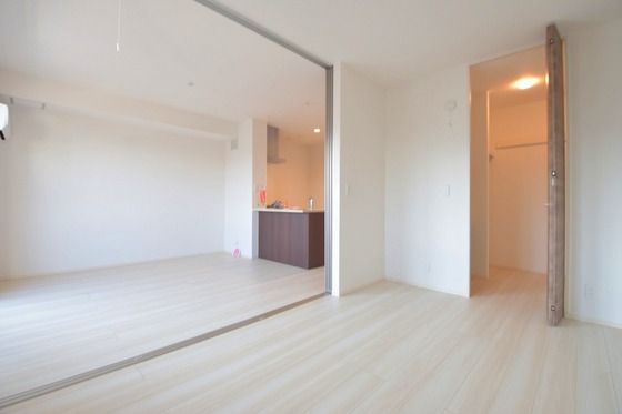 �y���̑������E�X�y�[�X�z�@