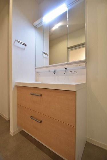 �y���ʏ��z�@