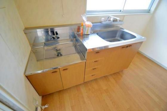 �y�L�b�`���z�@