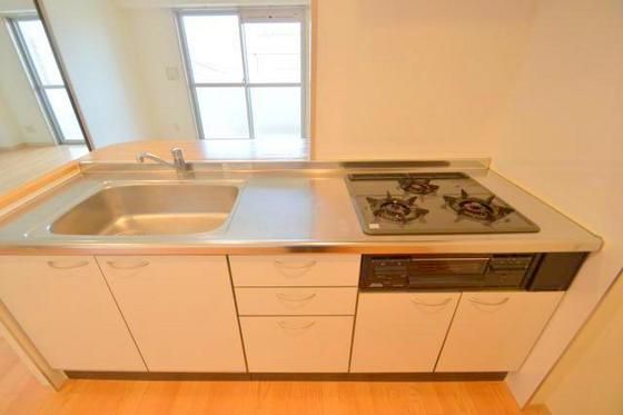 �y�L�b�`���z�@