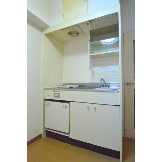 �y�L�b�`���z�@