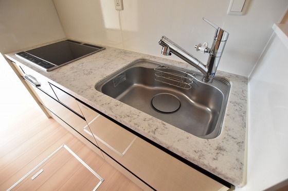 �y�L�b�`���z�@