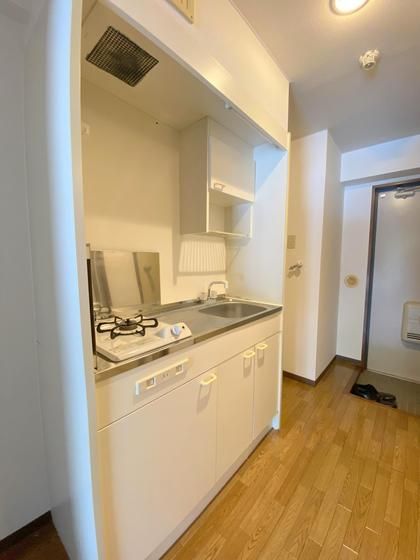 �y�L�b�`���z�@