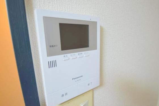 �y�Z�L�����e�B�z�@���j�^�[�t�H���t��