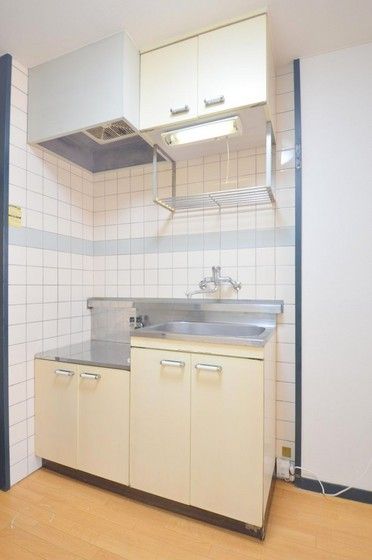 �y�L�b�`���z�@