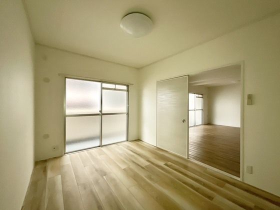 �y���̑������E�X�y�[�X�z�@