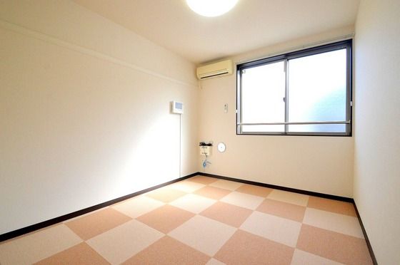 �y�����E���r���O�z�@���邢������