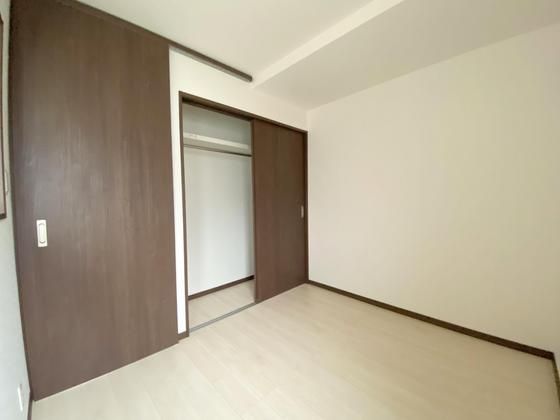 �y���[�z�@