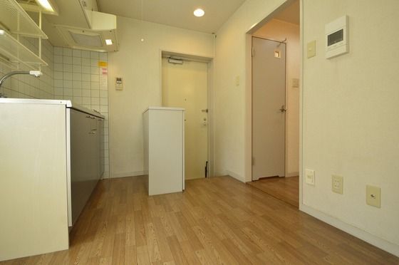 �y���̑������E�X�y�[�X�z�@�I�X�X���o�X�g�C����