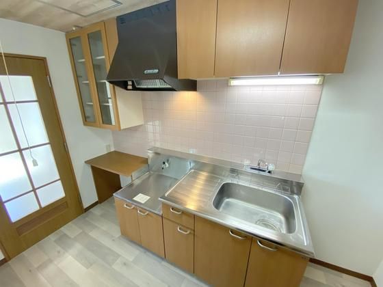 �y�L�b�`���z�@