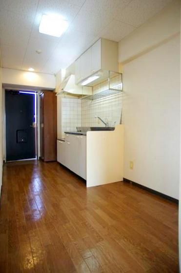 �y���̑������E�X�y�[�X�z�@