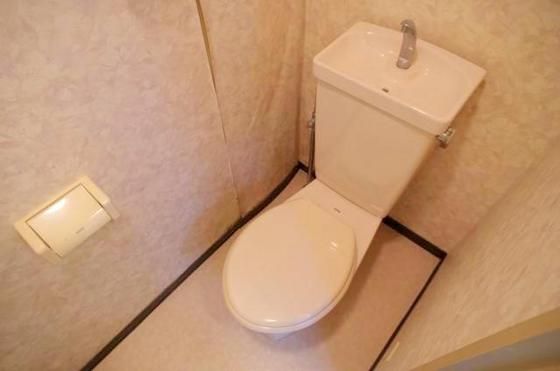 �y�g�C���z�@