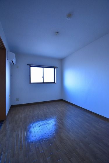 �y���̑������E�X�y�[�X�z�@