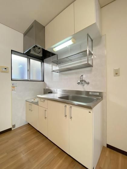 �y�L�b�`���z�@