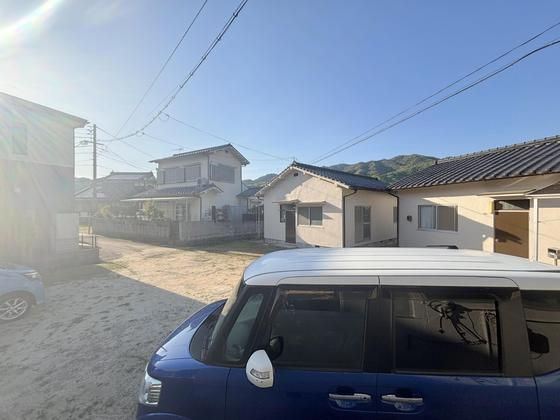 �y���]�z�@