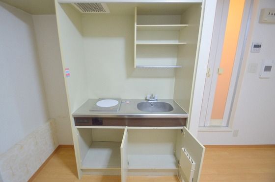 �y�L�b�`���z�@