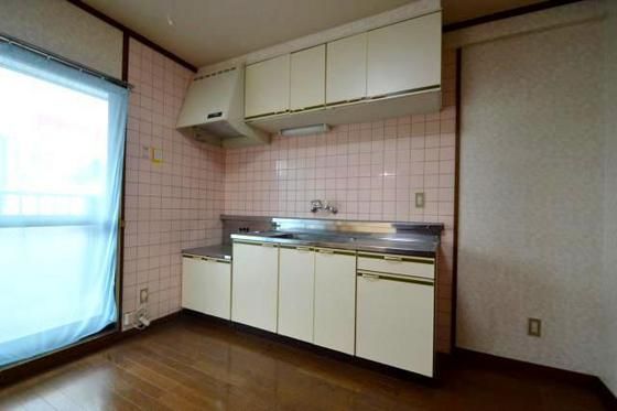 �y�L�b�`���z�@