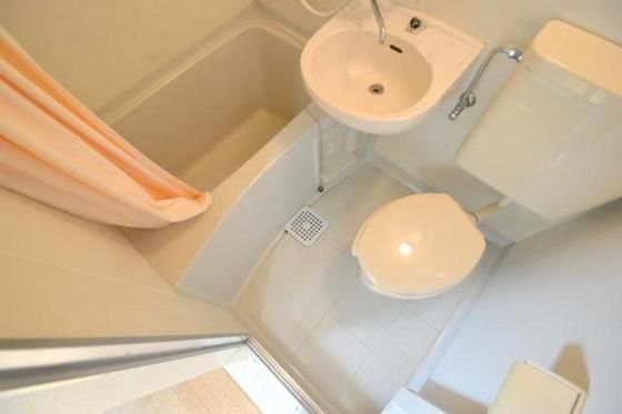 �y�o�X�z�@1�l��炵�ɂ͏\���ȃT�C�Y�̗�������