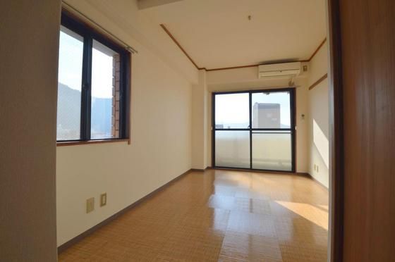 �y�����E���r���O�z�@�ǎ����Y��ɒ��֍ς�