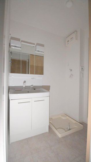 �y���ʏ��z�@