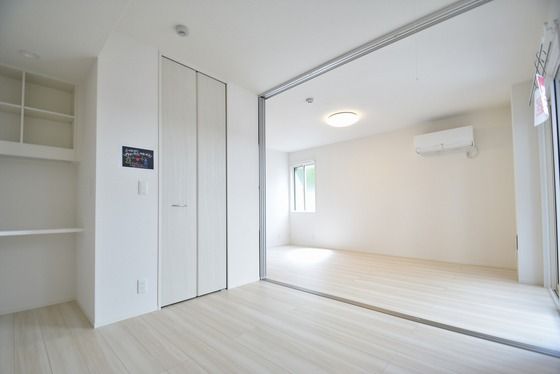 �y���̑������E�X�y�[�X�z�@