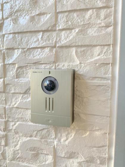 �y�Z�L�����e�B�z�@