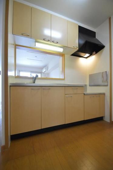 �y�L�b�`���z�@