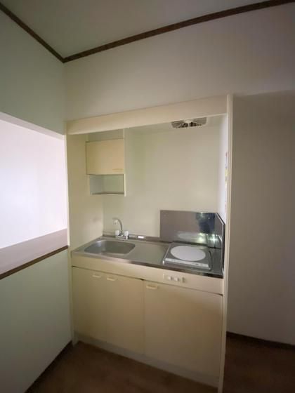 �y�L�b�`���z�@