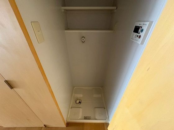 �y�����E���r���O�z�@