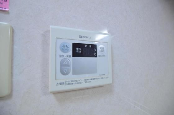 �y���̑��ݔ��z�@