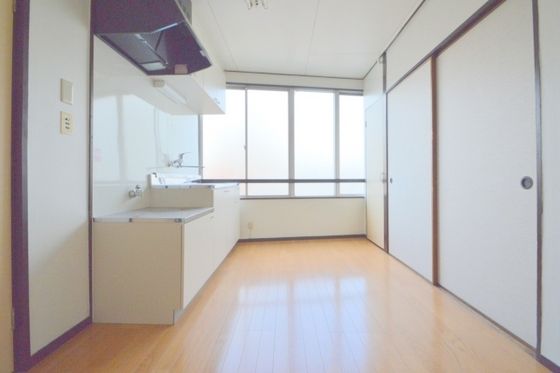 �y�L�b�`���z�@�L�b�`���ɑ傫�ȑ�������Ƃ��Ă����邢�ł���