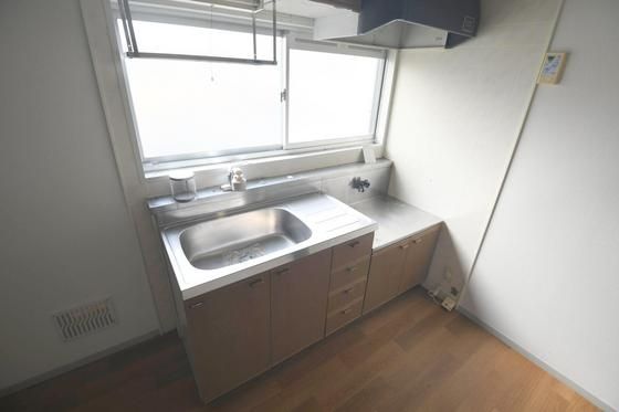 �y�L�b�`���z�@