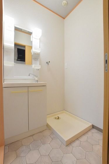 �y���ʏ��z�@