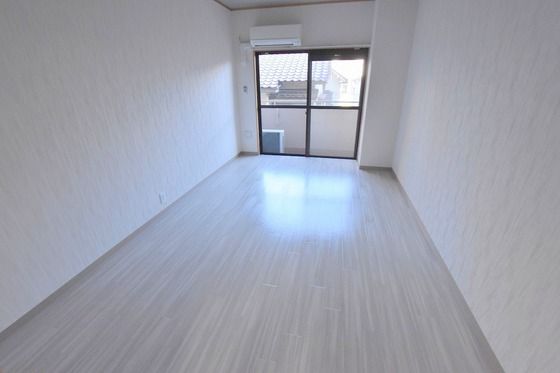 �y���̑������E�X�y�[�X�z�@