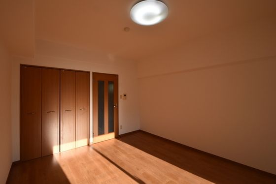 �y���̑������E�X�y�[�X�z�@