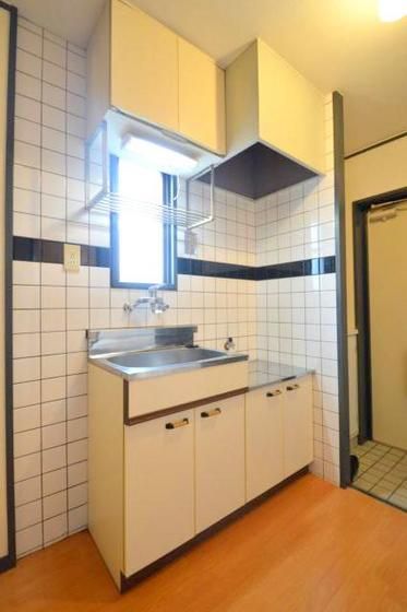 �y�L�b�`���z�@