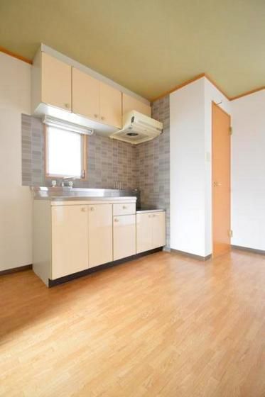 �y�L�b�`���z�@