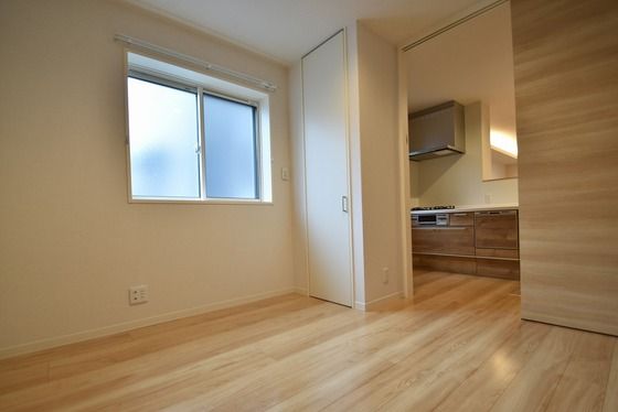 �y���̑������E�X�y�[�X�z�@