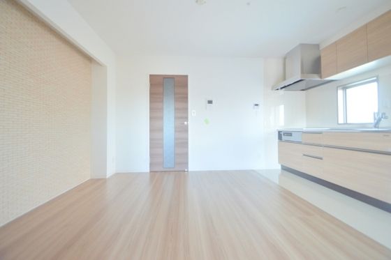 �y�����E���r���O�z�@���r���O11.4��