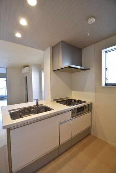 �y�L�b�`���z�@