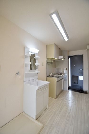 �y���̑������E�X�y�[�X�z�@