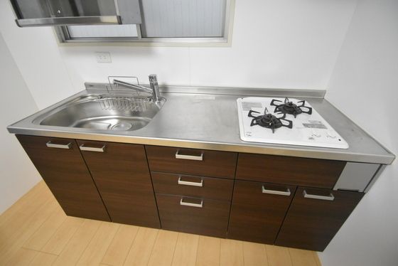 �y�L�b�`���z�@