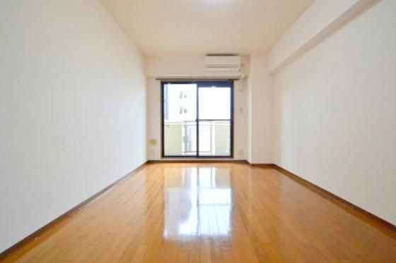 �y�����E���r���O�z�@�m��