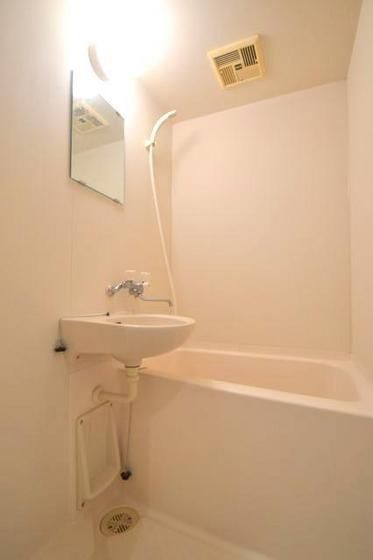 �y���ʏ��z�@