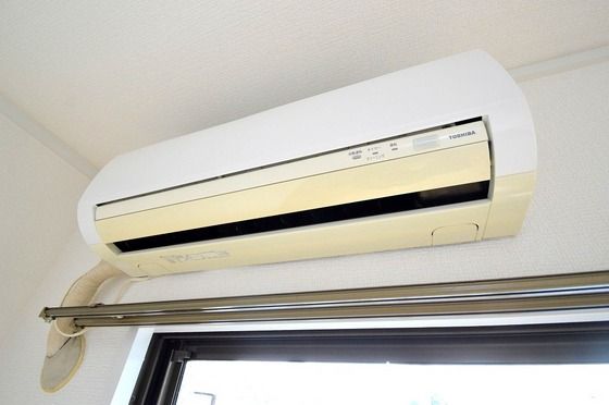 �y���̑��ݔ��z�@�G�A�R��1��t���Ă܂�(^^)v