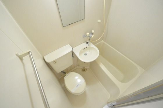 �y�g�C���z�@