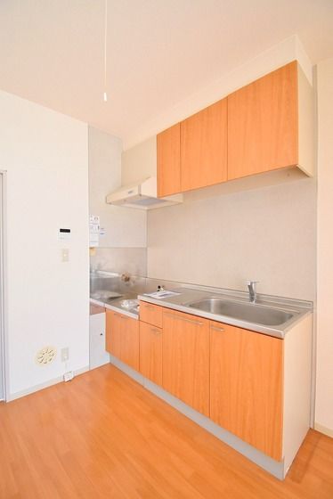 �y�L�b�`���z�@