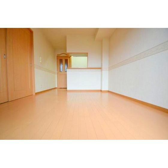 �y�����E���r���O�z�@