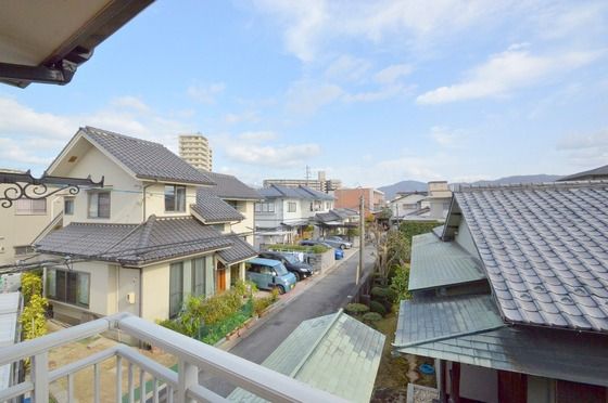 �y���]�z�@