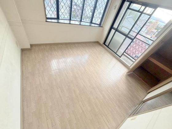 �y���̑������E�X�y�[�X�z�@